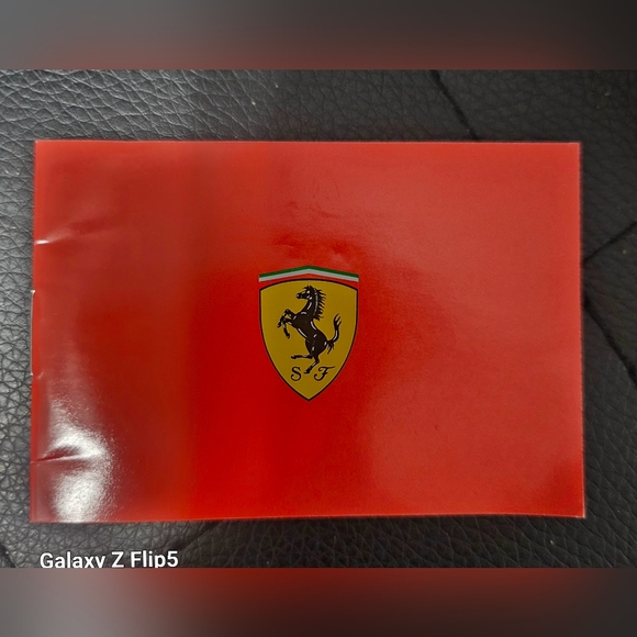 !BNWT! AUTHENTIC FERRARI BRAND WATCH (unisex) main image 5